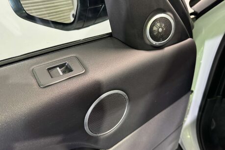 Land Rover Range Rover Sport 3.0 SD V6 HSE Dynamic SUV 5dr Diesel Auto 4WD Euro 6 (s/s) (306 ps) 61