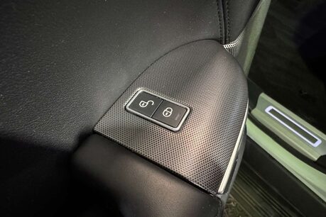 Land Rover Range Rover Sport 3.0 SD V6 HSE Dynamic SUV 5dr Diesel Auto 4WD Euro 6 (s/s) (306 ps) 55