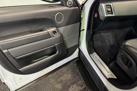 Land Rover Range Rover Sport 3.0 SD V6 HSE Dynamic SUV 5dr Diesel Auto 4WD Euro 6 (s/s) (306 ps) 59