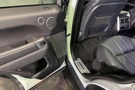 Land Rover Range Rover Sport 3.0 SD V6 HSE Dynamic SUV 5dr Diesel Auto 4WD Euro 6 (s/s) (306 ps) 54