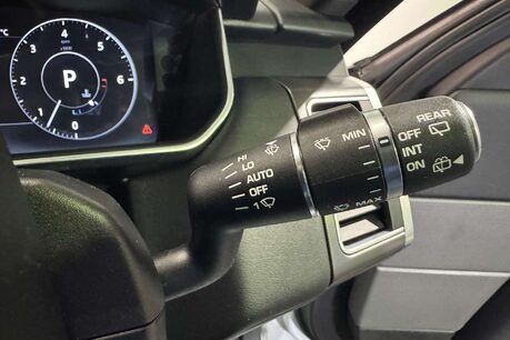Land Rover Range Rover Sport 3.0 SD V6 HSE Dynamic SUV 5dr Diesel Auto 4WD Euro 6 (s/s) (306 ps) 23