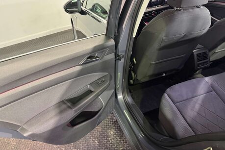 Volkswagen Golf 1.5 TSI Style Hatchback 5dr Petrol Manual Euro 6 (s/s) (150 ps) 52