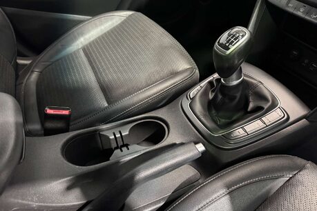 Hyundai KONA 1.0 T-GDi Blue Drive Premium SE SUV 5dr Petrol Manual Euro 6 (s/s) (120 ps) 12