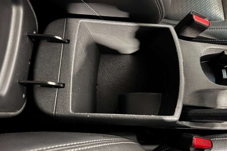 Hyundai KONA 1.0 T-GDi Blue Drive Premium SE SUV 5dr Petrol Manual Euro 6 (s/s) (120 ps) 37