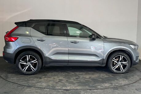 Volvo XC40 2.0 D3 R-Design SUV 5dr Diesel Manual Euro 6 (s/s) (150 ps) 8