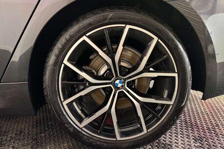 BMW 5 Series 2.0 520d MHT M Sport Saloon 4dr Diesel Hybrid Steptronic Euro 6 (s/s) (190  69