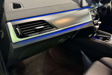 BMW 5 Series 2.0 520d MHT M Sport Saloon 4dr Diesel Hybrid Steptronic Euro 6 (s/s) (190  64