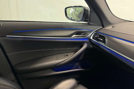 BMW 5 Series 2.0 520d MHT M Sport Saloon 4dr Diesel Hybrid Steptronic Euro 6 (s/s) (190  65