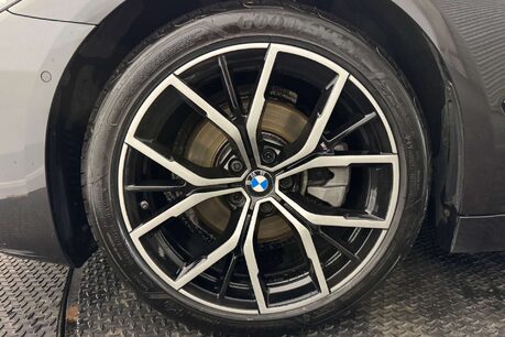 BMW 5 Series 2.0 520d MHT M Sport Saloon 4dr Diesel Hybrid Steptronic Euro 6 (s/s) (190  68