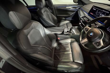 BMW 5 Series 2.0 520d MHT M Sport Saloon 4dr Diesel Hybrid Steptronic Euro 6 (s/s) (190  10