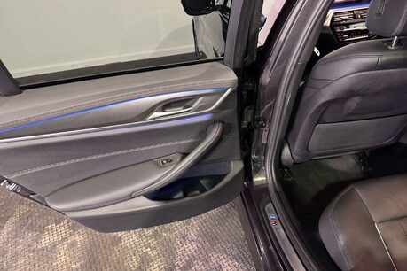 BMW 5 Series 2.0 520d MHT M Sport Saloon 4dr Diesel Hybrid Steptronic Euro 6 (s/s) (190  56