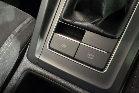 Volkswagen Golf 2.0 TDI Style Hatchback 5dr Diesel Manual Euro 6 (s/s) (115 ps) 38