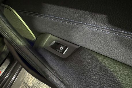 BMW 5 Series 2.0 530e 9.2kWh M Sport Saloon 4dr Petrol Plug-in Hybrid Auto Euro 6 (s/s)  54