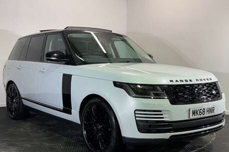Land Rover Range Rover 3.0 SD V6 Vogue SUV 5dr Diesel Auto 4WD Euro 6 (s/s) (275 ps)