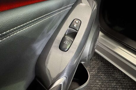 Nissan Juke 1.0 DIG-T N-Connecta SUV 5dr Petrol Manual Euro 6 (s/s) (117 ps) 52