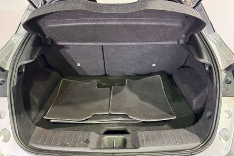 Nissan Juke 1.0 DIG-T N-Connecta SUV 5dr Petrol Manual Euro 6 (s/s) (117 ps) 46