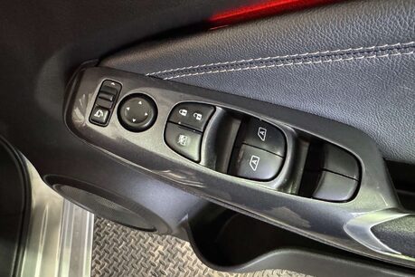 Nissan Juke 1.0 DIG-T N-Connecta SUV 5dr Petrol Manual Euro 6 (s/s) (117 ps) 14