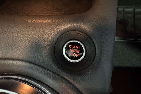 Nissan Juke 1.0 DIG-T N-Connecta SUV 5dr Petrol Manual Euro 6 (s/s) (117 ps) 25