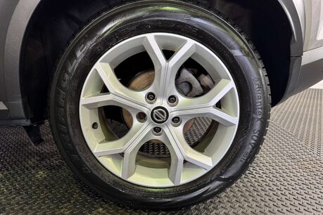 Nissan Juke 1.0 DIG-T N-Connecta SUV 5dr Petrol Manual Euro 6 (s/s) (117 ps) 56