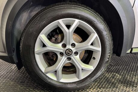 Nissan Juke 1.0 DIG-T N-Connecta SUV 5dr Petrol Manual Euro 6 (s/s) (117 ps) 57