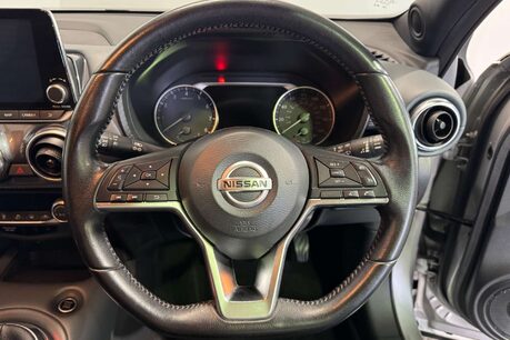 Nissan Juke 1.0 DIG-T N-Connecta SUV 5dr Petrol Manual Euro 6 (s/s) (117 ps) 17