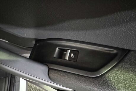 Audi Q5 2.0 TDI SE SUV 5dr Diesel S Tronic quattro Euro 6 (s/s) (190 ps) 48