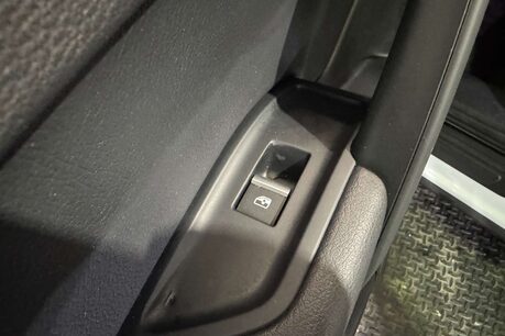 Audi Q5 2.0 TDI SE SUV 5dr Diesel S Tronic quattro Euro 6 (s/s) (190 ps) 56