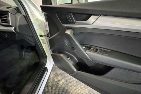 Audi Q5 2.0 TDI SE SUV 5dr Diesel S Tronic quattro Euro 6 (s/s) (190 ps) 13
