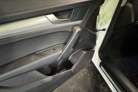 Audi Q5 2.0 TDI SE SUV 5dr Diesel S Tronic quattro Euro 6 (s/s) (190 ps) 59