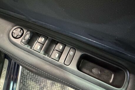 Peugeot 3008 1.6 BlueHDi Allure SUV 5dr Diesel Manual Euro 6 (s/s) (120 ps) 15