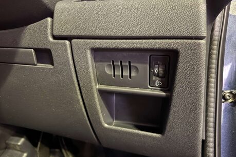 Peugeot 3008 1.6 BlueHDi Allure SUV 5dr Diesel Manual Euro 6 (s/s) (120 ps) 17