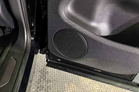 Land Rover Range Rover Evoque 2.0 D180 MHEV R-Dynamic S SUV 5dr Diesel Auto 4WD Euro 6 (s/s) (180 ps) 45