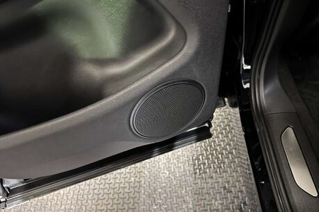 Land Rover Range Rover Evoque 2.0 D180 MHEV R-Dynamic S SUV 5dr Diesel Auto 4WD Euro 6 (s/s) (180 ps) 51