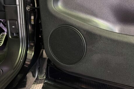 Land Rover Range Rover Evoque 2.0 D180 MHEV R-Dynamic S SUV 5dr Diesel Auto 4WD Euro 6 (s/s) (180 ps) 18