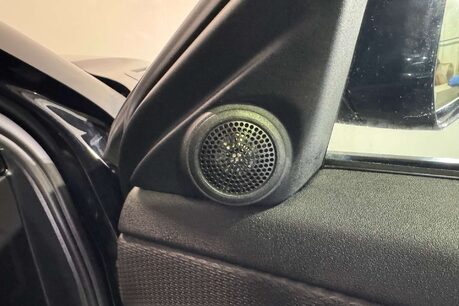 Land Rover Range Rover Evoque 2.0 D180 MHEV R-Dynamic S SUV 5dr Diesel Auto 4WD Euro 6 (s/s) (180 ps) 16