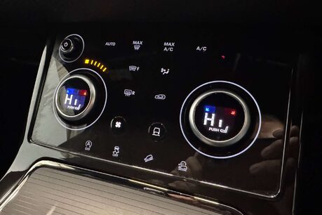 Land Rover Range Rover Evoque 2.0 D180 MHEV R-Dynamic S SUV 5dr Diesel Auto 4WD Euro 6 (s/s) (180 ps) 34