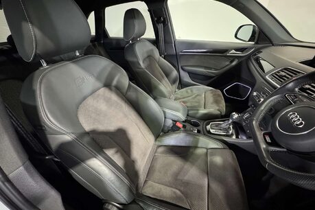 Audi Q3 1.4 TFSI CoD Black Edition SUV 5dr Petrol S Tronic Euro 6 (s/s) (150 ps) 10