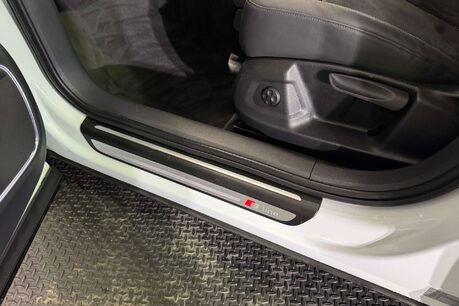 Audi Q3 1.4 TFSI CoD Black Edition SUV 5dr Petrol S Tronic Euro 6 (s/s) (150 ps) 65
