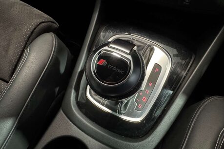 Audi Q3 1.4 TFSI CoD Black Edition SUV 5dr Petrol S Tronic Euro 6 (s/s) (150 ps) 42