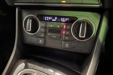 Audi Q3 1.4 TFSI CoD Black Edition SUV 5dr Petrol S Tronic Euro 6 (s/s) (150 ps) 41