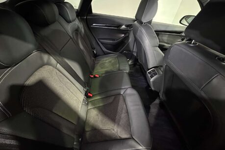 Audi Q3 1.4 TFSI CoD Black Edition SUV 5dr Petrol S Tronic Euro 6 (s/s) (150 ps) 47
