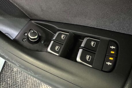 Audi Q3 1.4 TFSI CoD Black Edition SUV 5dr Petrol S Tronic Euro 6 (s/s) (150 ps) 18