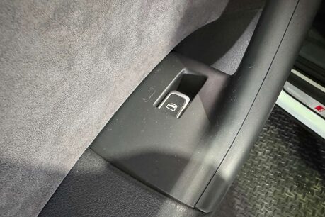 Audi Q3 1.4 TFSI CoD Black Edition SUV 5dr Petrol S Tronic Euro 6 (s/s) (150 ps) 58