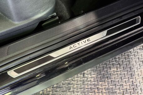 Volkswagen T-Roc 1.0 TSI Active SUV 5dr Petrol Manual Euro 6 (s/s) (110 ps) 19