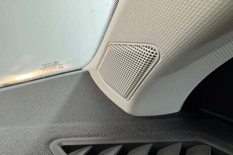 Volkswagen T-Roc 1.0 TSI Active SUV 5dr Petrol Manual Euro 6 (s/s) (110 ps) 27