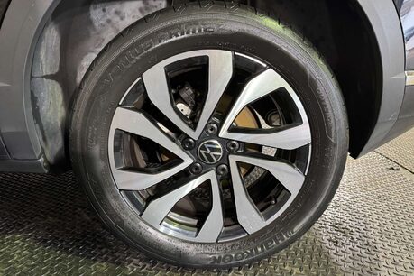 Volkswagen T-Roc 1.0 TSI Active SUV 5dr Petrol Manual Euro 6 (s/s) (110 ps) 61