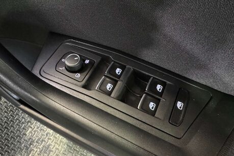 Volkswagen T-Roc 1.0 TSI Active SUV 5dr Petrol Manual Euro 6 (s/s) (110 ps) 16