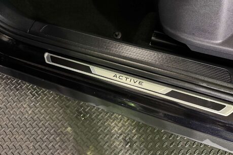 Volkswagen T-Roc 1.0 TSI Active SUV 5dr Petrol Manual Euro 6 (s/s) (110 ps) 58