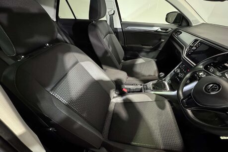 Volkswagen T-Roc 1.0 TSI Active SUV 5dr Petrol Manual Euro 6 (s/s) (110 ps) 10