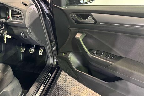Volkswagen T-Roc 1.0 TSI Active SUV 5dr Petrol Manual Euro 6 (s/s) (110 ps) 14